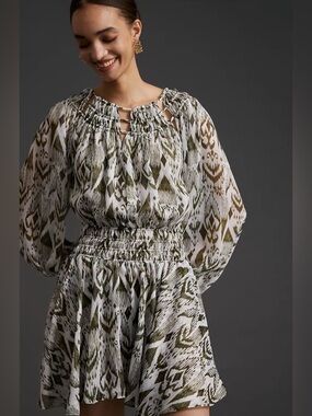 Misa Los Angeles White & Olive Ikat Smocked Peasant Top size Medium